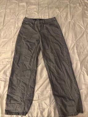 Women's Straight-Leg Jeans in Charcoal Gray
